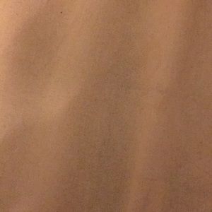 Meet your Posher, Claudia